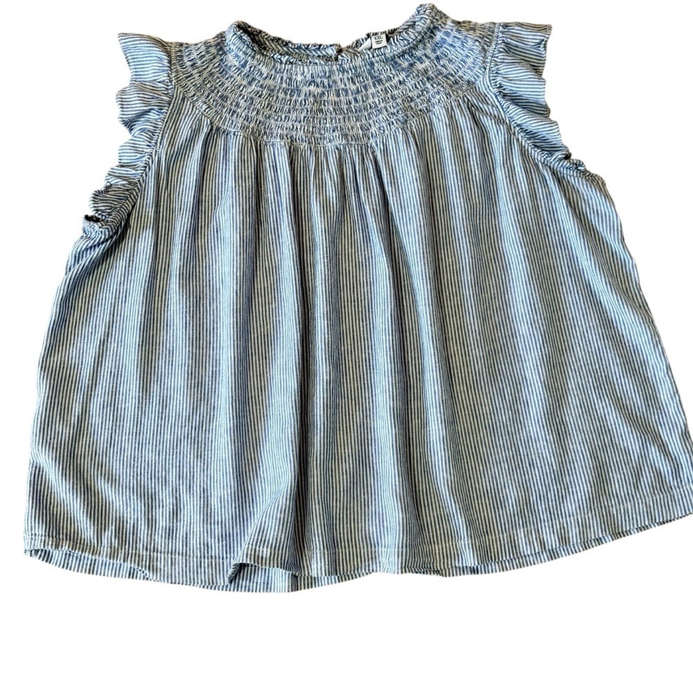 Crown & Ivey Women's  Blue White Striped Top Size XXL Smocked‎ Flutter Sleeves